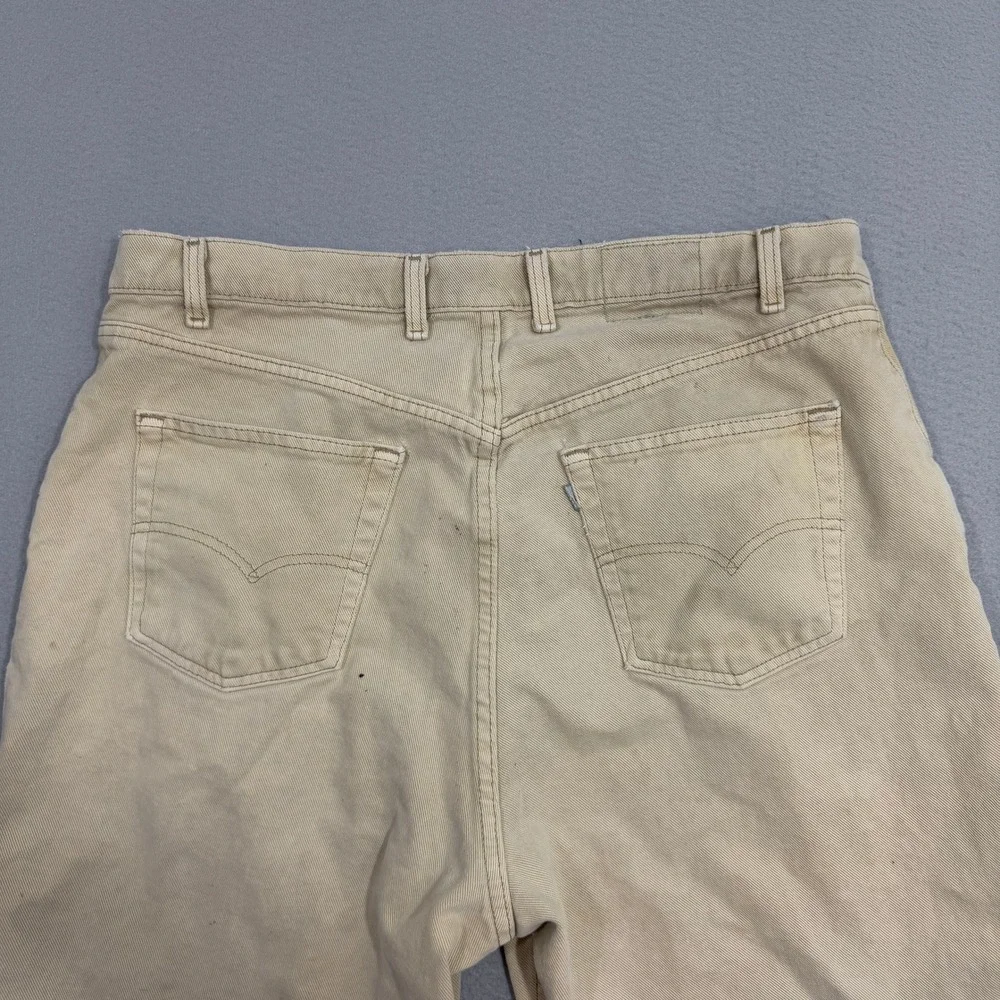 Vintage 90s Levis Silvertab Loose Denim Shorts 40 Baggy Beige Khaki Made in USA